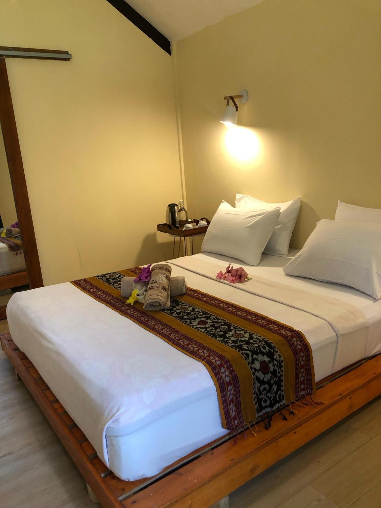 Waroeng Senaru Hotel Екстериор снимка